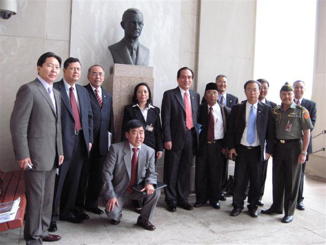 Indonesian and Mongolian Parliamentarians visit the Pentagon during a recent trip to Washington D.C. where they also met with key member of the U.S. Congress and U.S. Department of State.