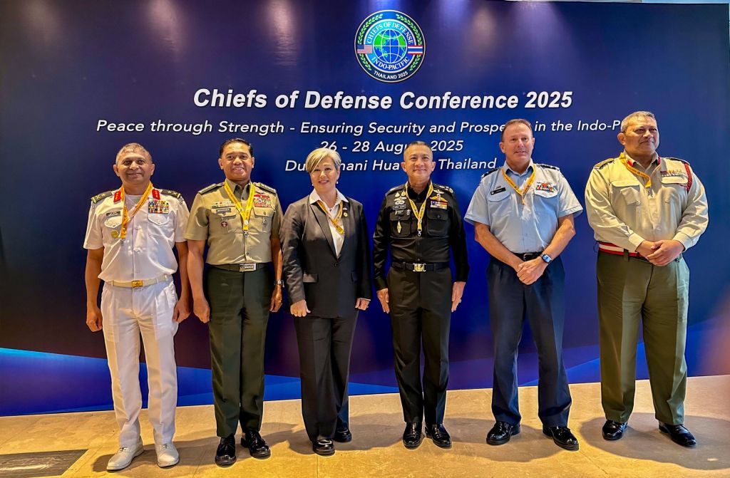 DKI APCSS Director Vares-Lum with Chiefs of Defense from Maldives, Philippines, Thailand, New Zealand, and Tonga at USINDOPACOM CHODs meeting